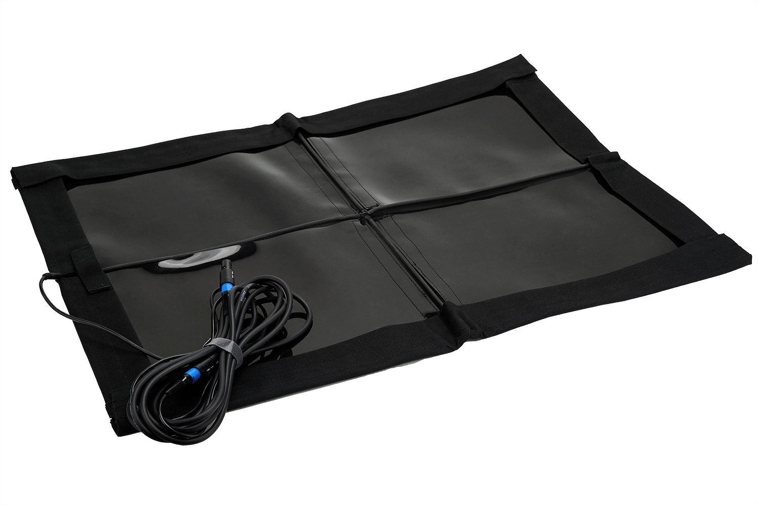 Tapis pliant noir portable avec câble bleu attaché